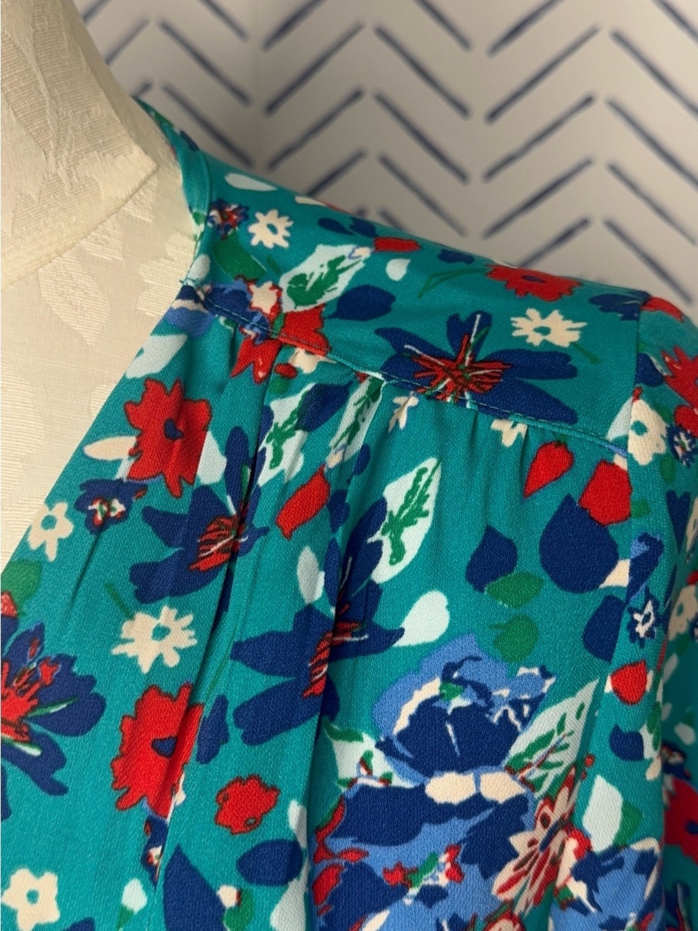 J.Crew Factory Teal Floral Wrap Mini Dress Size Small - Picture 6 of 9